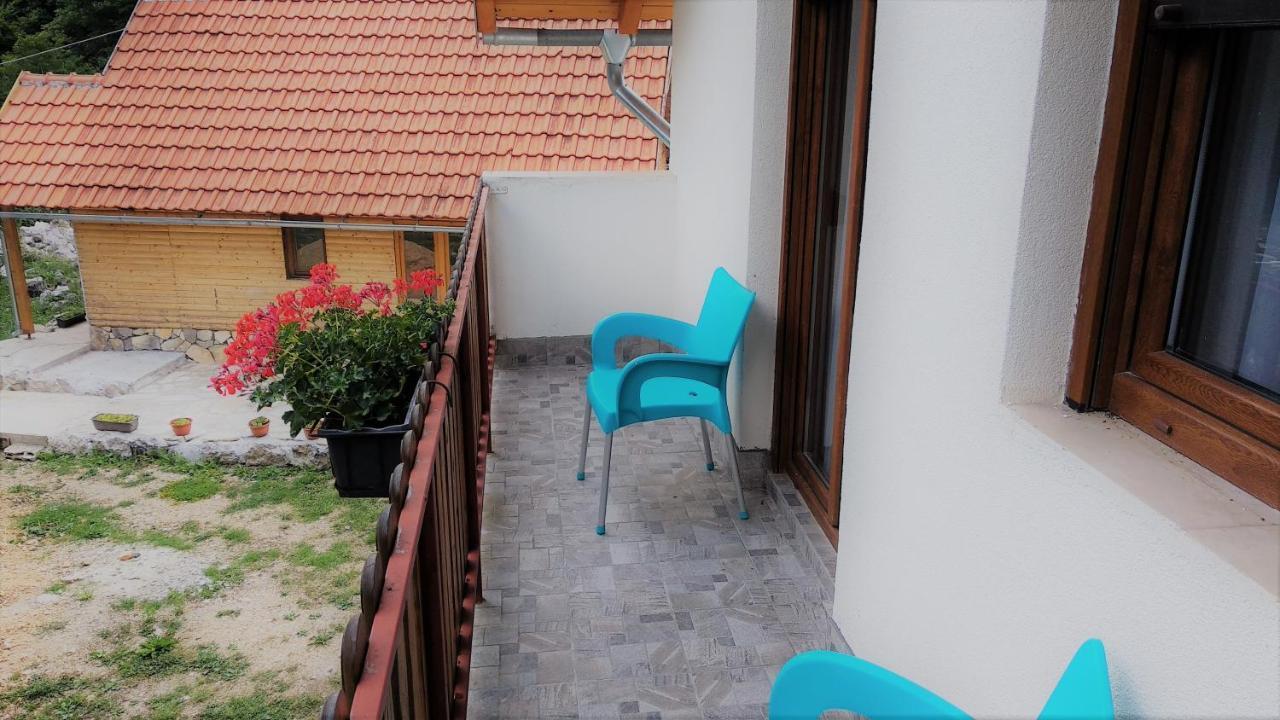 Galesic Apartments & Rooms Korenica Kültér fotó
